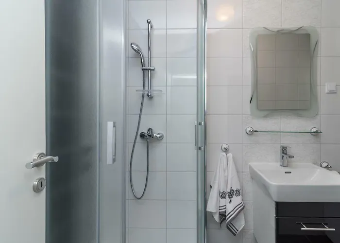 Апартаменти New 4* 