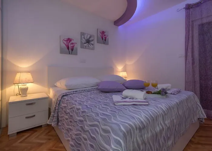 Апартаменти New 4* 