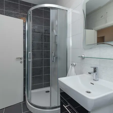 Apartment New 4* 
